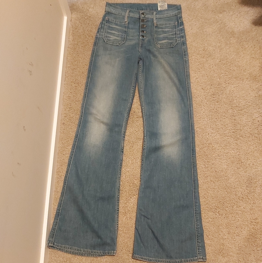 High waisted flared levi jeans